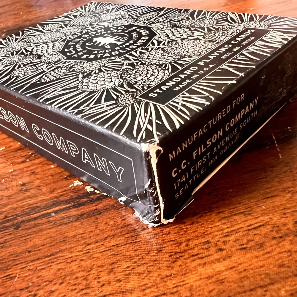 Filson Playing Cards - Picture 6 of 7